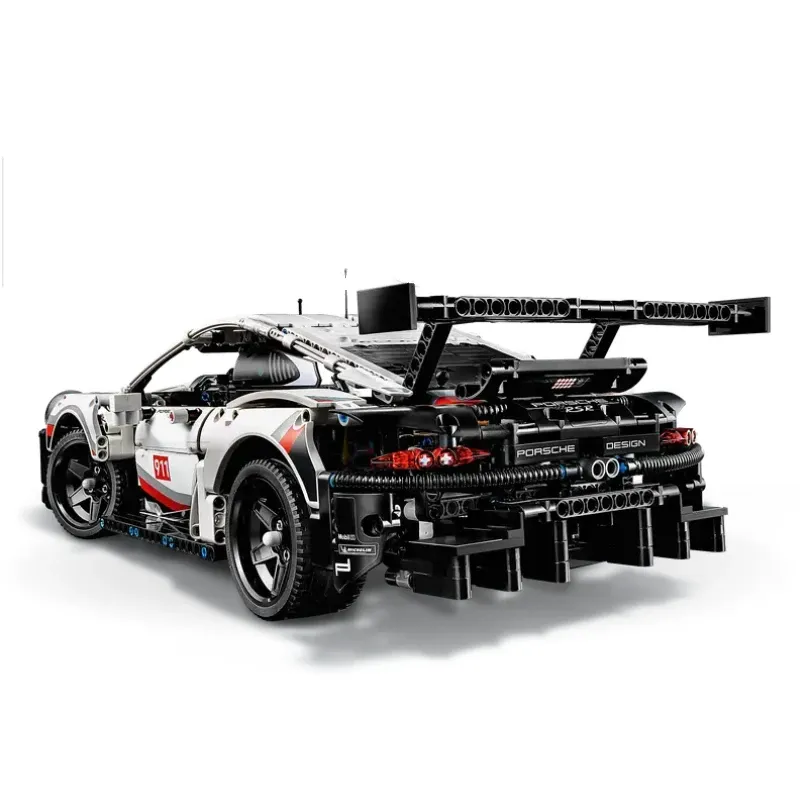 Porsche 911 RSR